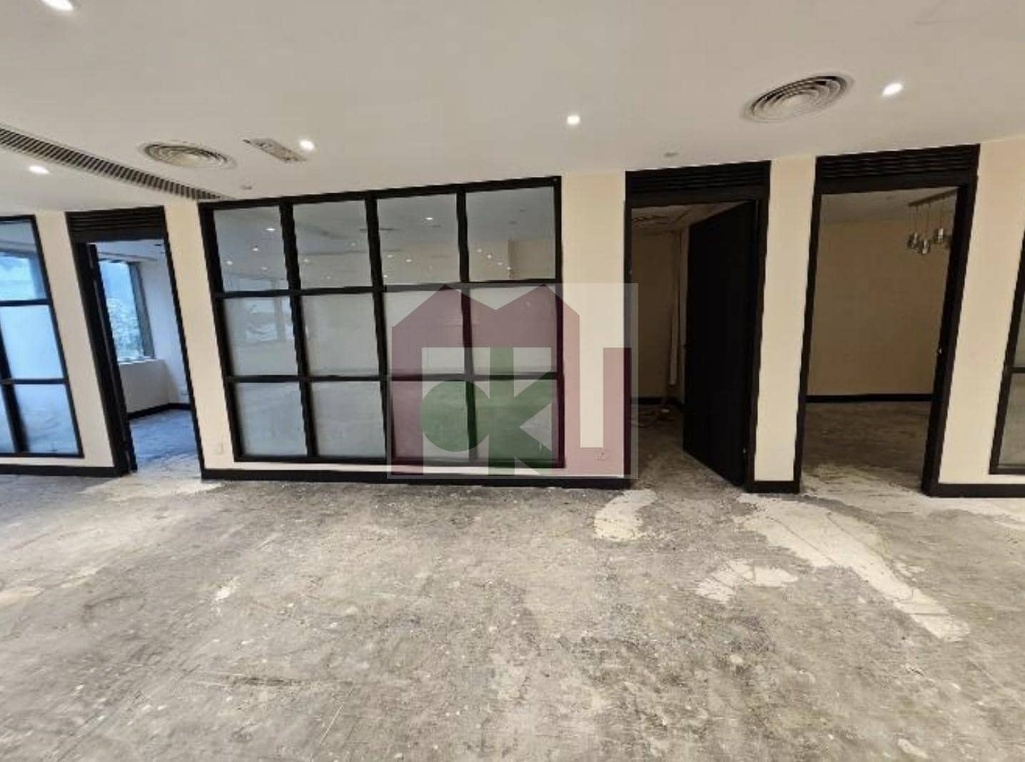 Tien Chu Commercial Building building or unit photo